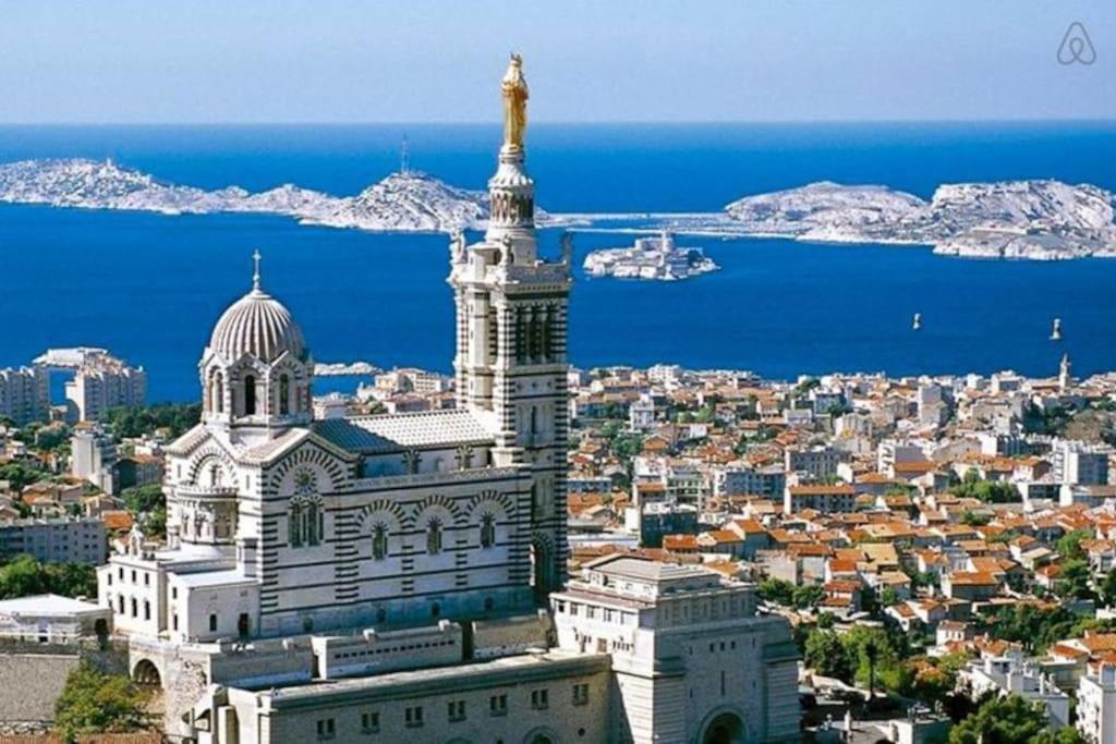 T2 47M2 Avec Terrasse - Proche Gare Marseille Apartman Kültér fotó